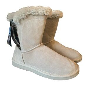 LAMO NWT Willow Light Grey Suede Cold Weather Shearling Boots Women's sz 9